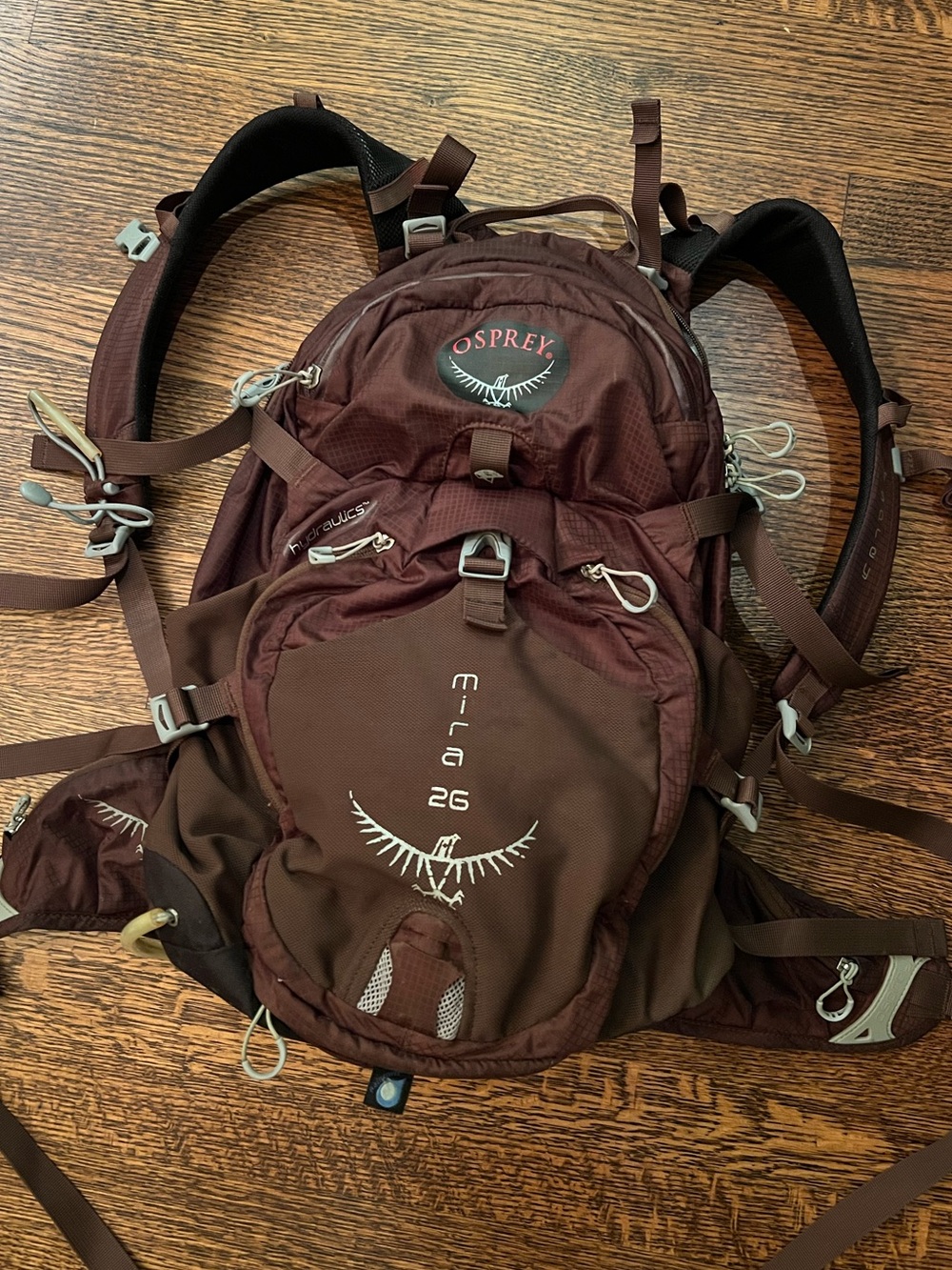 Osprey Mira 26 Daypack, Backpack for Hiking, Day Trips, Trail Work